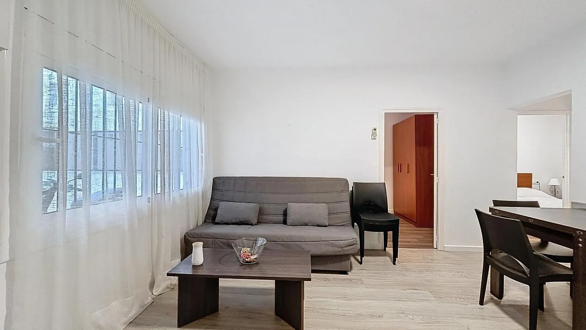 Apartment Remendadores Planta Baja 50M De La Playa Roses Spain